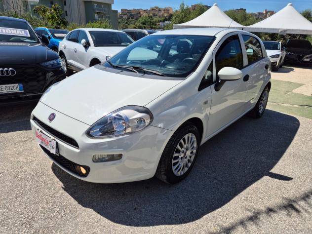 Fiat Punto 1.3 MULTIJET 95CV 5P EURO6 UNICOPROPRIETARIO - Foto 2