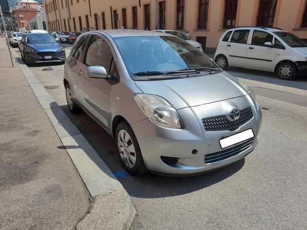 TOYOTA YARIS 1.0