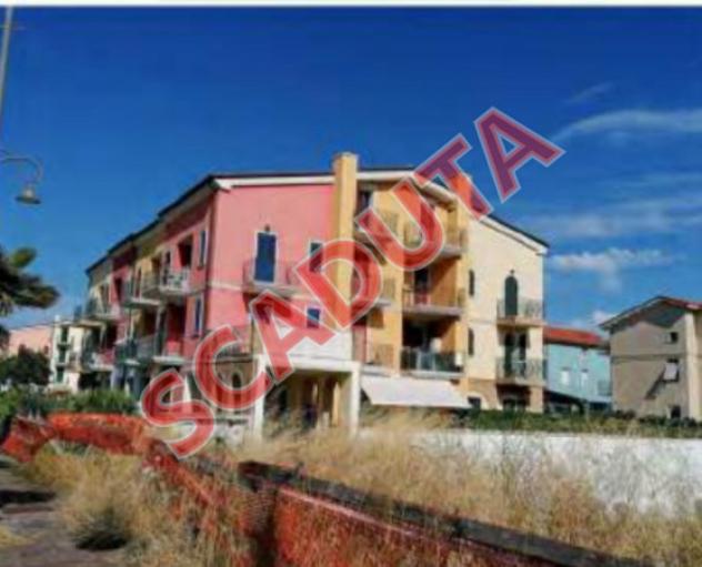 Immobile in asta di 40 m², box auto in vendita a Potenza Picena