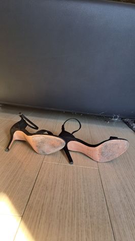 Sandali neri con cinturino - Foto 5
