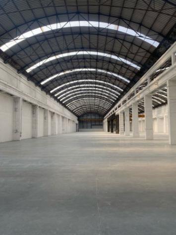 Immobile di 5300 m² con 1 locale in affitto a Montichiari
