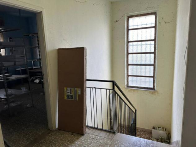 Immobile in asta di 335 m² con più di 5 locali e box auto doppio in vendita a Fermignano - Foto 5