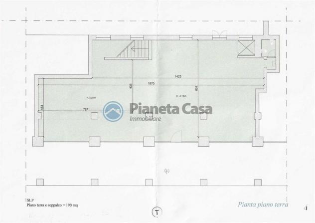 CENTRO STORICO: negozio con 4 vetrine, uffici e magazzino - Foto 11