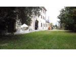 RUSTICO di 5 vani e di 910 mq (CORDIGNANO) rif. GG25A