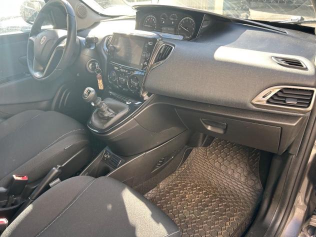 LANCIA - Ypsilon - 1.0 FireFly 5p.S&S Hybryd Gold - Foto 6