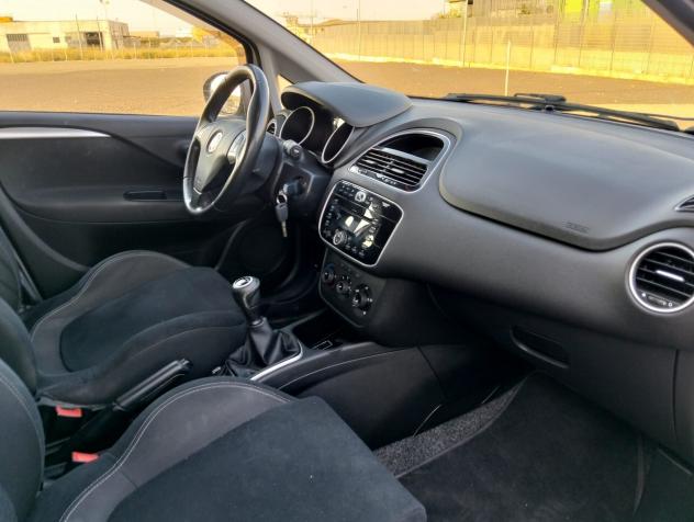 Fiat Punto 1.3 MJT II S&S 95 CV 5 porte Street - Foto 3