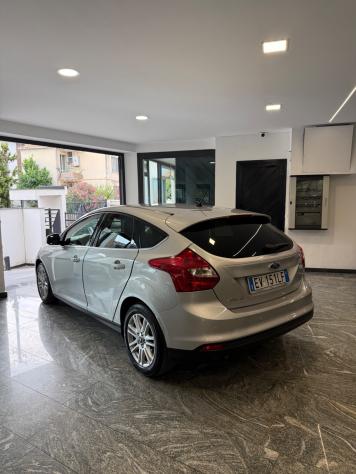 Ford Focus 1.6 TDCi 115 CV Titanium - Foto 6