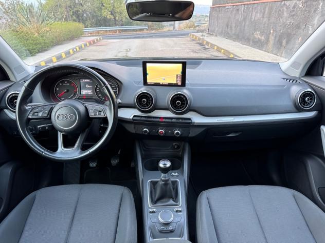 Audi Q2 1.6 TDI TOTAL BLACK - Foto 7