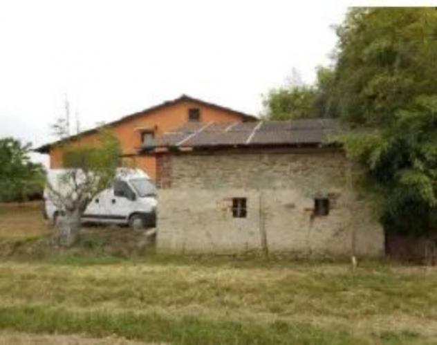 Immobile in asta di 360 m² con più di 5 locali e box auto in vendita a Cavour - Foto 2