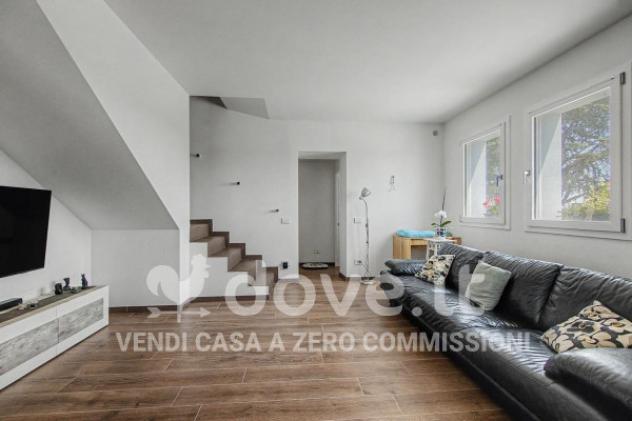 Casa indipendente di 227 m² con più di 5 locali in vendita a Fiesso Umbertiano