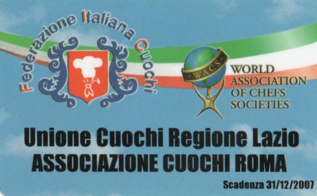 cuoco gastronomo di elevata esperienza di cucina e catering. anche gastronomo