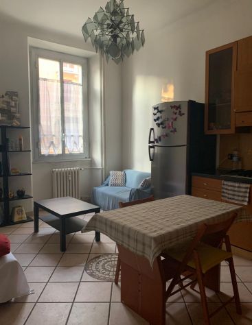Stanza in via Aselli 14