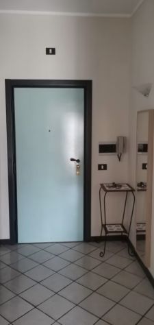 GUIDONIA TRILOCALE ARREDATO CON POSTO AUTO RISERVATO - Foto 4