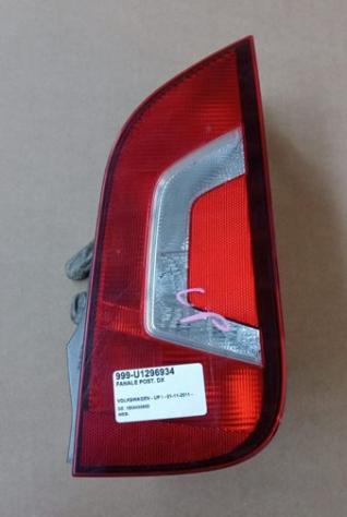 FANALE POST. DX 999-U1296934 Parti elettriche  Fanaleria  Fanali  Fanale post. dx. VOLKSWAGEN - UP ! - 01-11-2011 -, VOLKSWAGEN - UP 2016 -