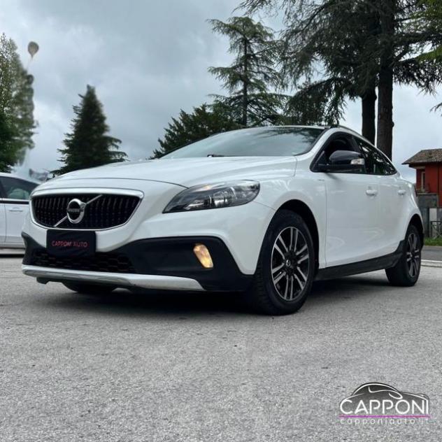 VOLVO V40 Cross Country D2 rif. 24003438