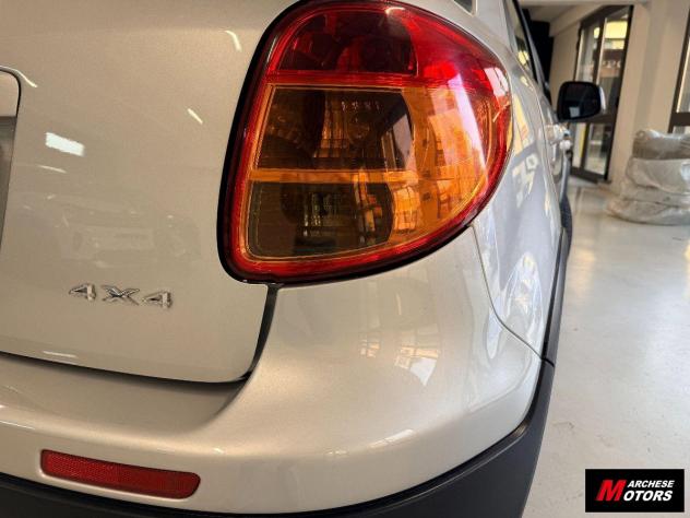 FIAT - Sedici - 1.6 4x4 Dynamic - Foto 8