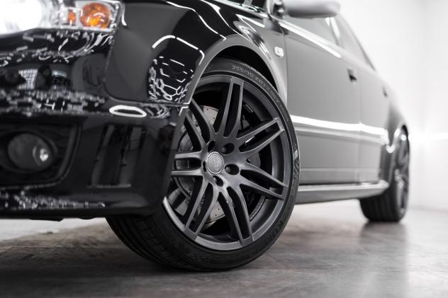Audi RS4 Audi RS4 4.2 V8 420cv quattro *Cambio Manuale–Bilstein–Bose–Navi Plus* - Foto 3