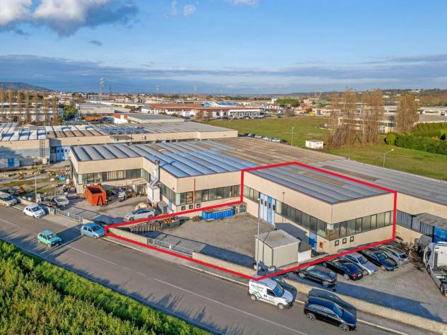 Capannone artigianale in vendita a Calcinaia 240 mq Rif: 1362655