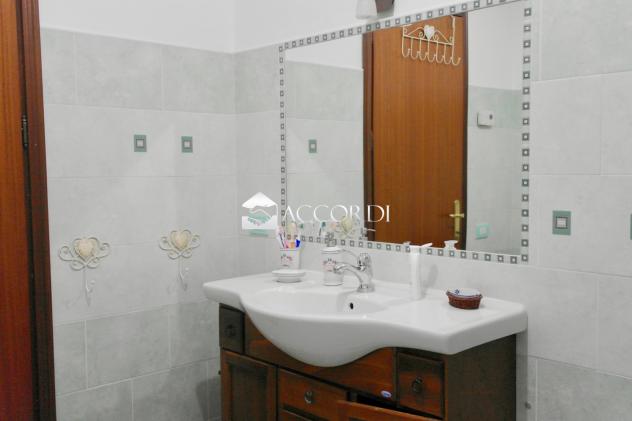 VILLA A SCHIERA di 5 vani e di 210 mq (TREVIGNANO) rif. RS669_1 - Foto 11