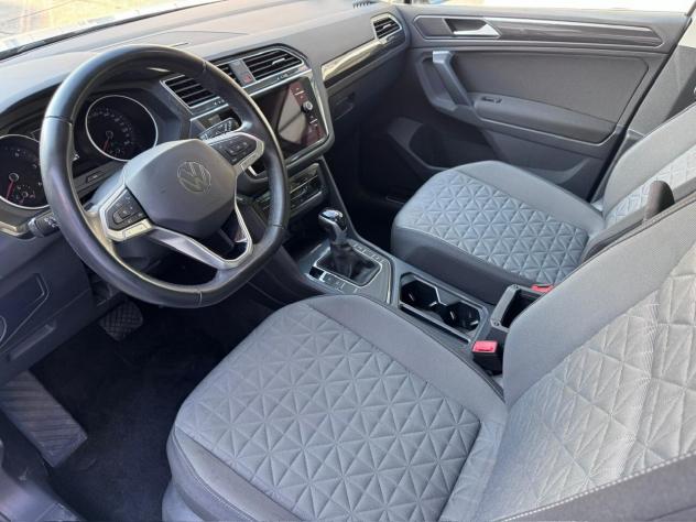 Volkswagen Tiguan 2.0 TDI 150 CV SCR DSG Elegance*EURO6 - Foto 8