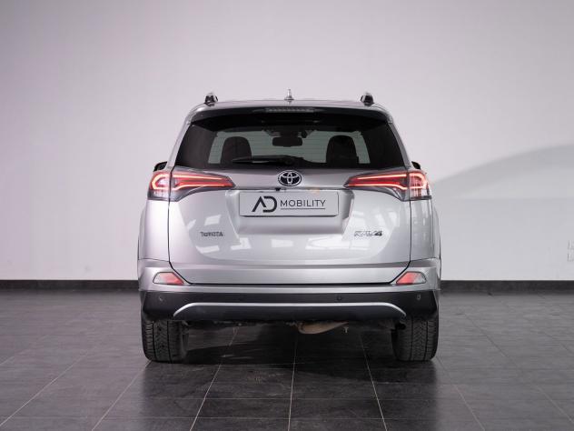 Toyota RAV4 2.0 D-4D 143cv MT Style 2WD - Foto 4