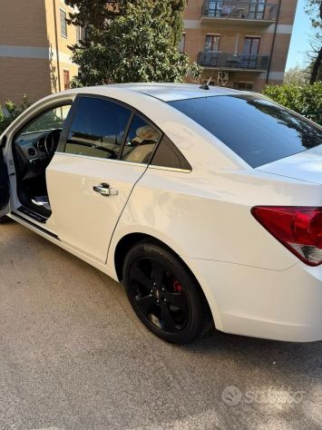Chevrolet Cruze - Foto 4