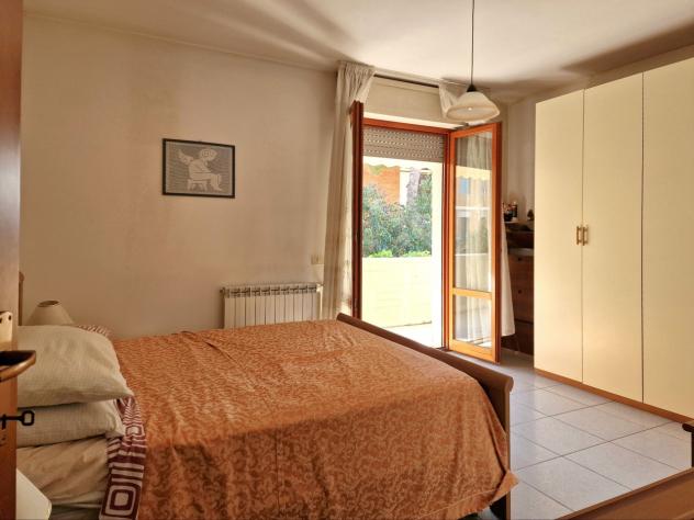 MASSA. Sogni di vivere in una delle zone più belle della città, con tutti i servizi a portata di mano? Nelle vicinanze del Viale Roma, appartamento al - Foto 13