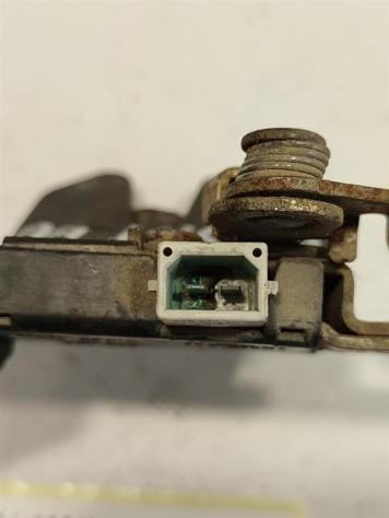 SERRATURA COFANO POSTERIORE VOLKSWAGEN Passat Berlina 2° Serie 3B5827505 AFY (9600) - Foto 3