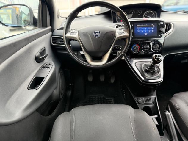 Lancia Ypsilon 1.0 FireFly 5 porte S&S Hybrid Alberta Ferretti - Foto 7