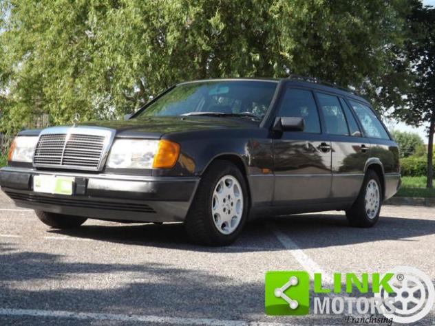 MERCEDES-BENZ 250 TD Turbo in discrete condizioni di carrozzeria