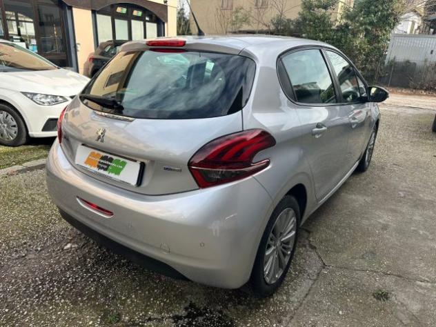 PEUGEOT 208 1.2 GPL PureTech 82 5p. Allure rif. 23509510 - Foto 4
