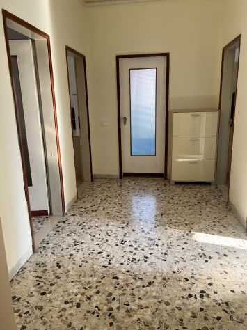 2 camere, soggiorno, cucina abitabile, Zona Universitaria!