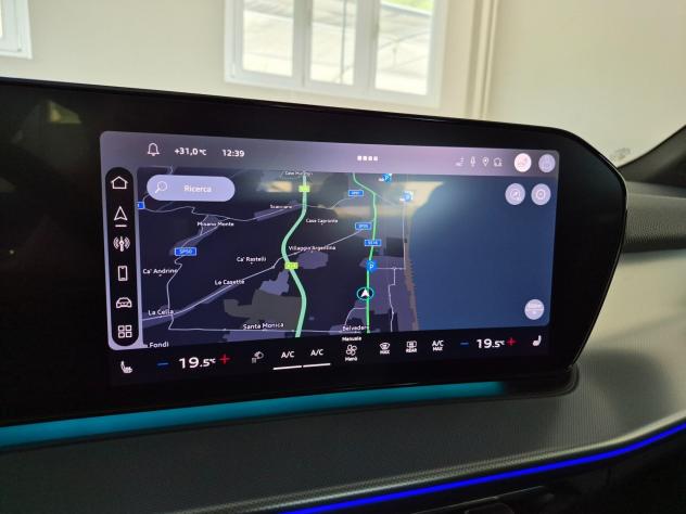 Audi Q3 1.5 TFSI MHEV S LINE EDITION 150CV S-TRONIC LED TETTO NAVI CARPLAY RETROCAM. ACC. AUTO UFFICIALE AUDI 1 PROPRIETARIO - Foto 5