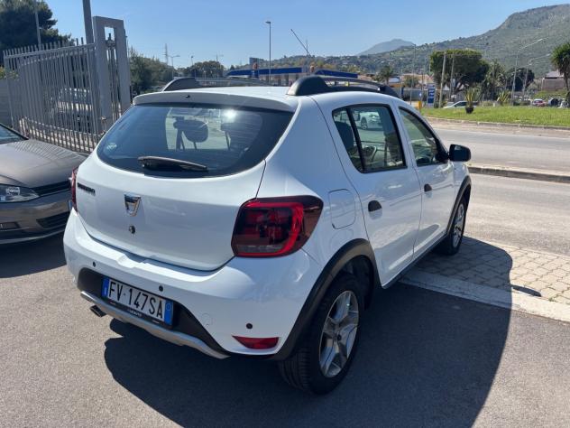 Dacia Sandero 0.9 TCe 12V TurboGPL 90CV Start&Stop - Foto 6