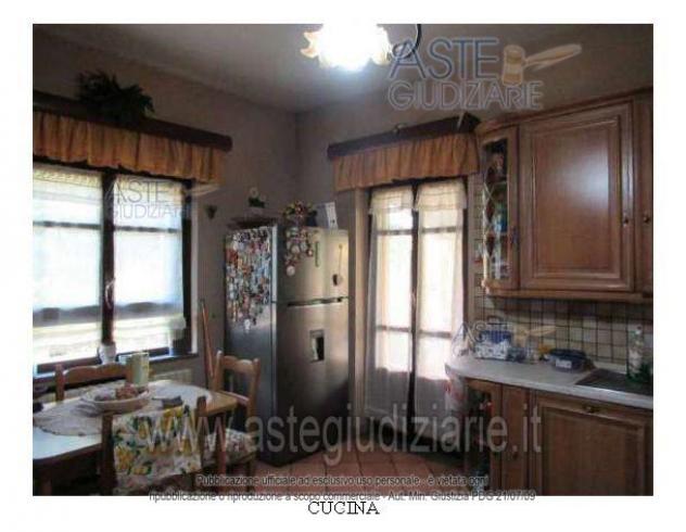 IMMOBILI-IMMOBILE RESIDENZIALE-Via Caduti del Lavoro, n. 11 - Foto 5