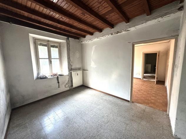 PORZIONE DI CASA DA RISTRUTURARE A LECCO Maggianico - Foto 17