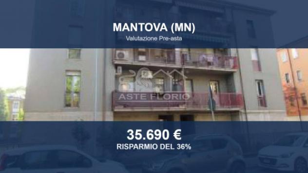 Immobile in asta di 60 m², box auto in vendita a Mantova