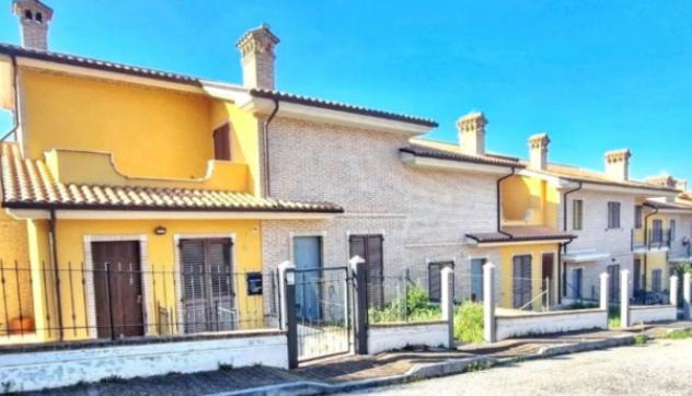 Immobile in asta di 250 m², box auto in vendita a Cingoli - Foto 3