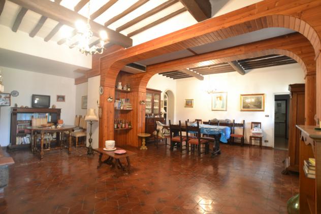 RUSTICO di 8 vani e di 300 mq (ALTOPASCIO - Ponte alla Ciliegia) rif. 3081 - Foto 14