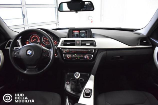 BMW 320 d xDrive Touring Business Advantage rif. 23144029 - Foto 10
