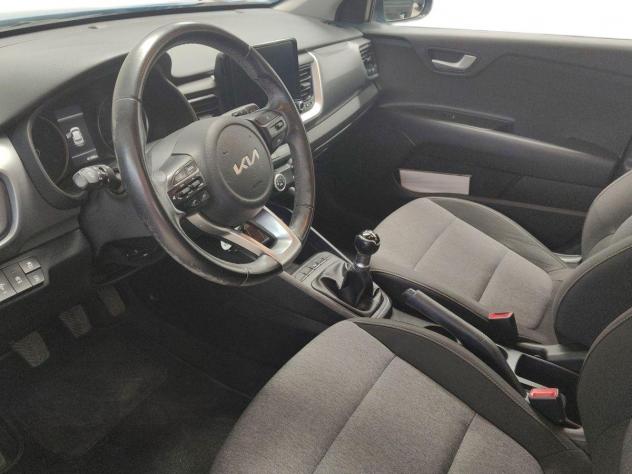 Kia Stonic 1.2 dpi Urban 84cv - Foto 6