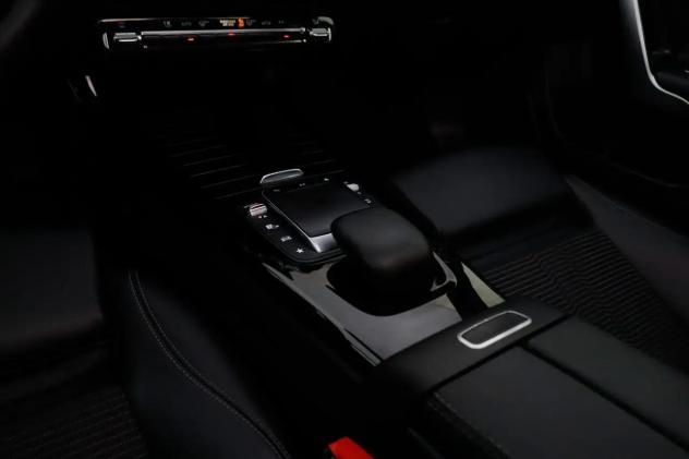 Mercedes-Benz Classe A A 180d Auto Sport Advanced - Tetto Apr. F.Led Pelle - Foto 8