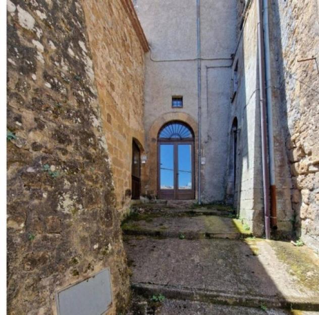 Immobile in asta di 470 m² con più di 5 locali in vendita a Sorano - Foto 6