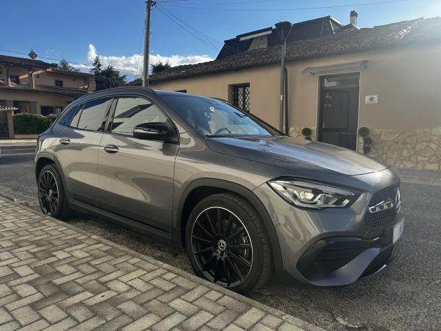Mercedes-Benz GLA GLA 180D in allestimento Premium / AMG Line - Foto 8