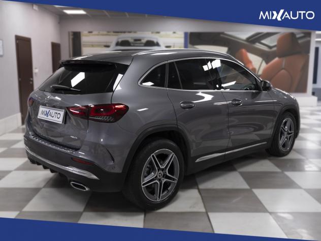 Mercedes-Benz GLA 200 D Premium 150CV Auto - Foto 5