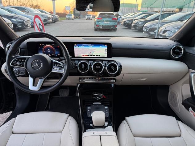 Mercedes CLA 220 Berlina Automatic Sport Tetto Apribile Pelle Full - Foto 8