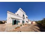 Favoloso Casale di fine 800 con spettacolare vista mare
