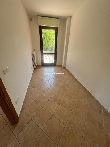TRASANNI VENDESI APPARTAMENTO INDIPENDENTE AL PIANO TERRA CON AMPIO SCOPERTO ESCLUSIVO - Foto 12