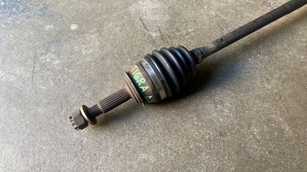 Semiasse anteriore DX Opel Tigra 1.4 benzina del 1999 - Foto 2