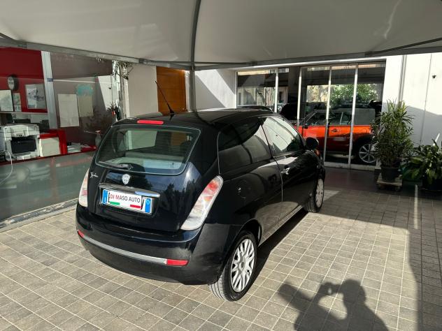 Lancia Ypsilon 1.3 MJT 75 CV Unyca - Foto 6